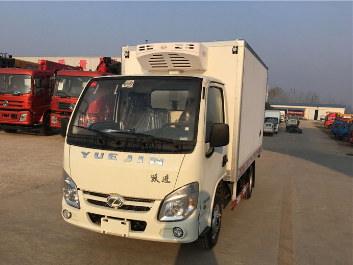 跃进小福星S50 3.26米冷藏deep色客
