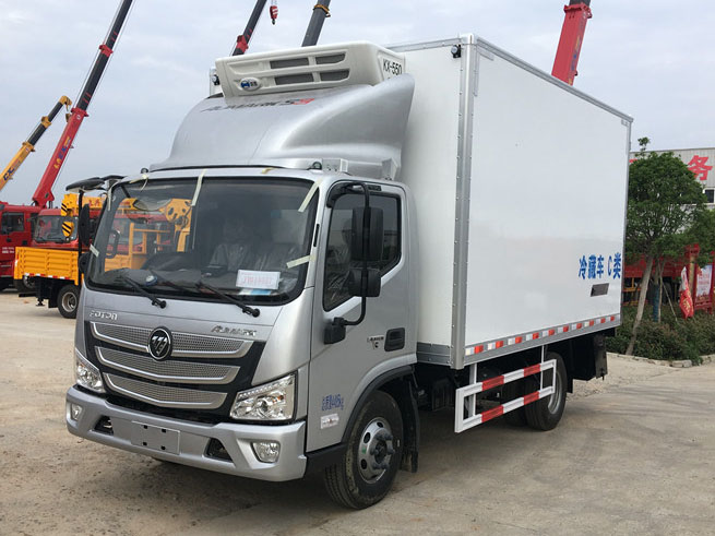 福田欧马可S3 4.2米冷藏deep色客

